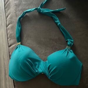 NEW, never worn. VICTORIA'S SECRET SWIM Essential Bombshell Push-Up Bikini Top